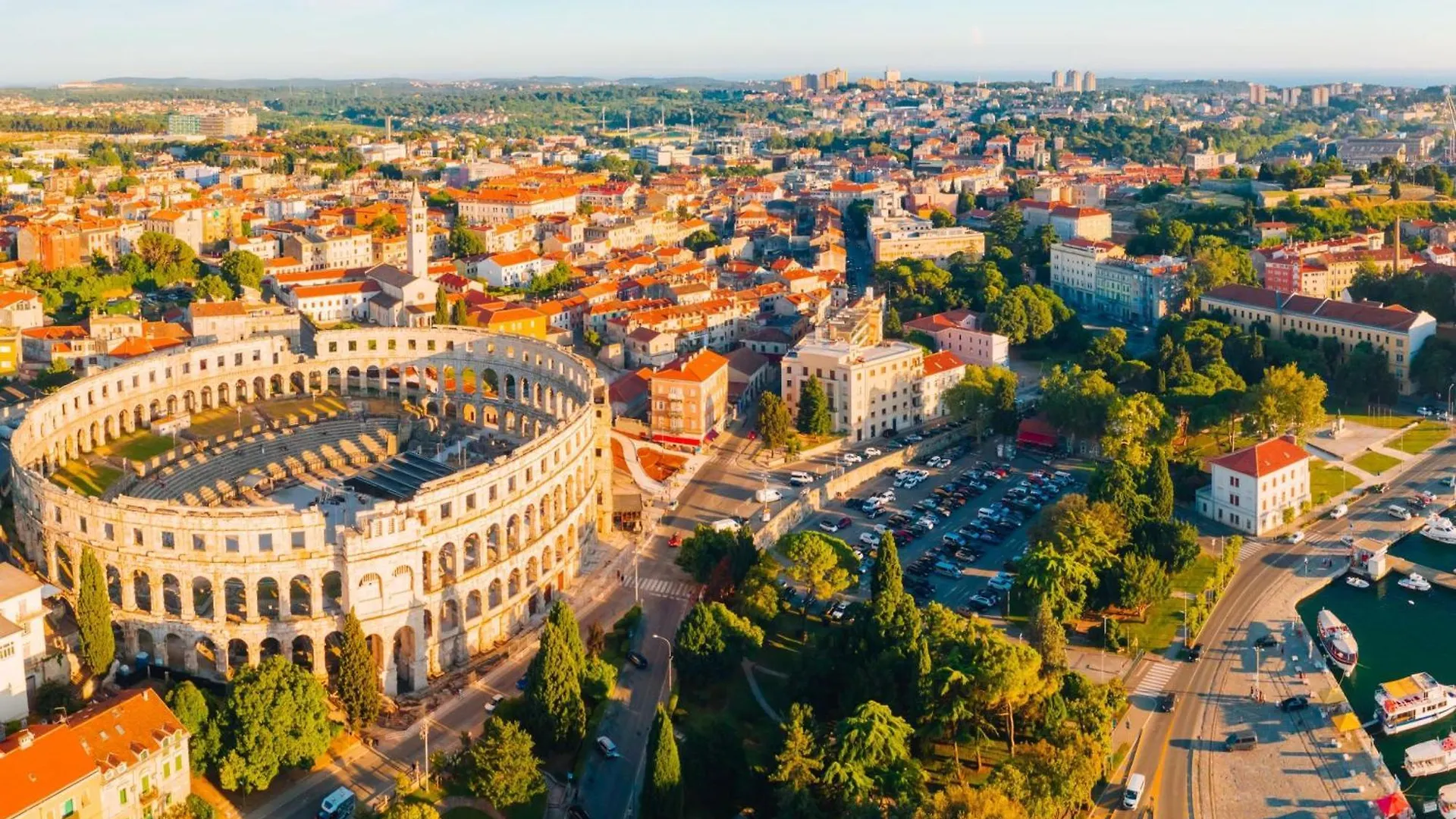 Pet Friendly Apartment - Happy Rentals Pula