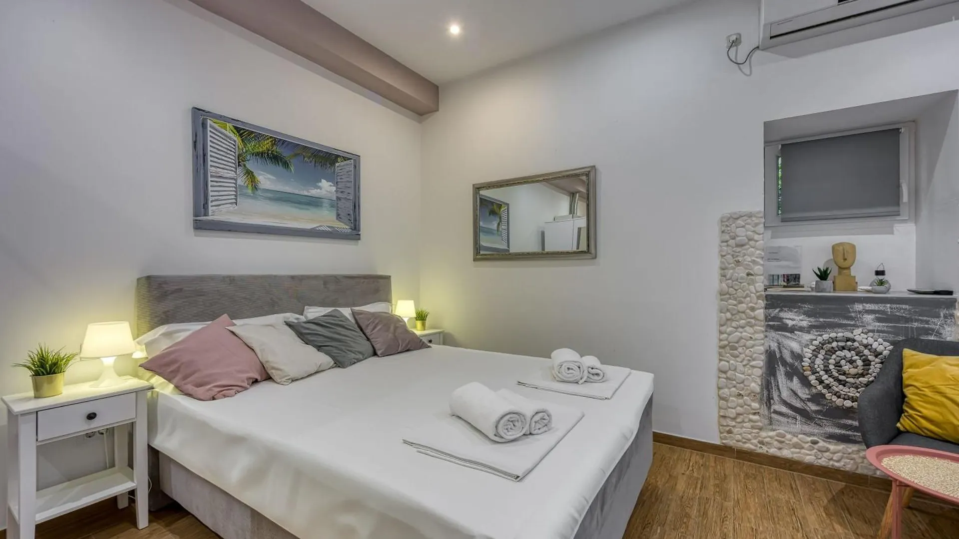 Pet Friendly Apartment - Happy Rentals Pula Croatia