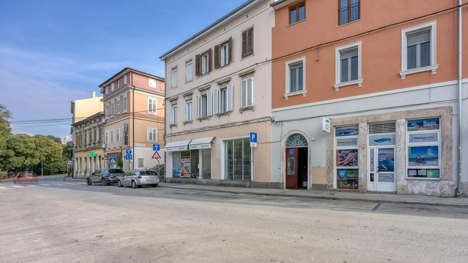 Pet Friendly Apartment - Happy Rentals Pula Croatia